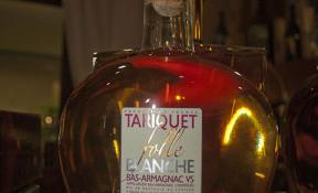 eau minerale la creche